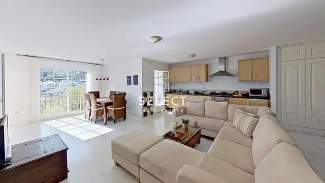Apartamento con Terraza y Vistas Panorámicas al Mar en Marin - foto 4