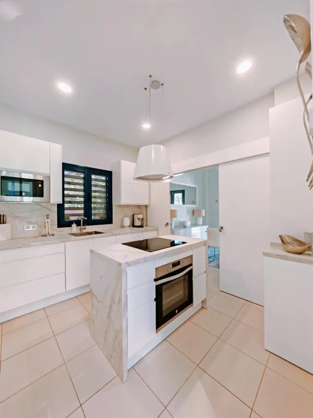Chalet independiente reformado en pinar de los franceses | 3 dormitorios, 2 baños y piscina privada — 39