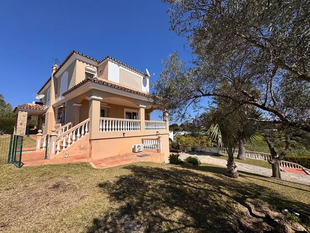 Chalet 4 habitaciones 243m² en venta - Costa Del Sol — 24