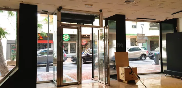 Local comercial 145m² en venta - Marbella — 3