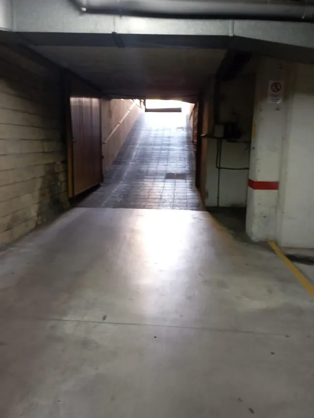 Plaza de Garaje en Venta, a escasos metros de la Plaza de la Merced — 2