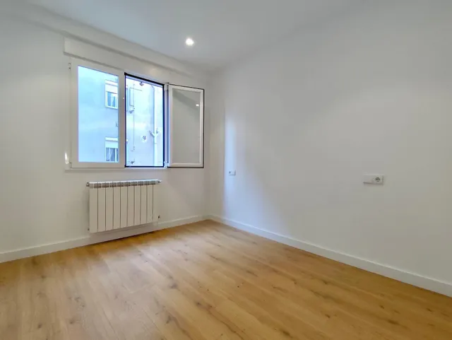 Apartamento en Venta 2 habitaciones y 2 baños - Centro de Orense y campus universitario — 17