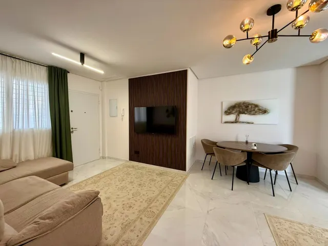 Bungalow en planta baja con 2 terrazas, piscina y parking en Aguas Nuevas — 23