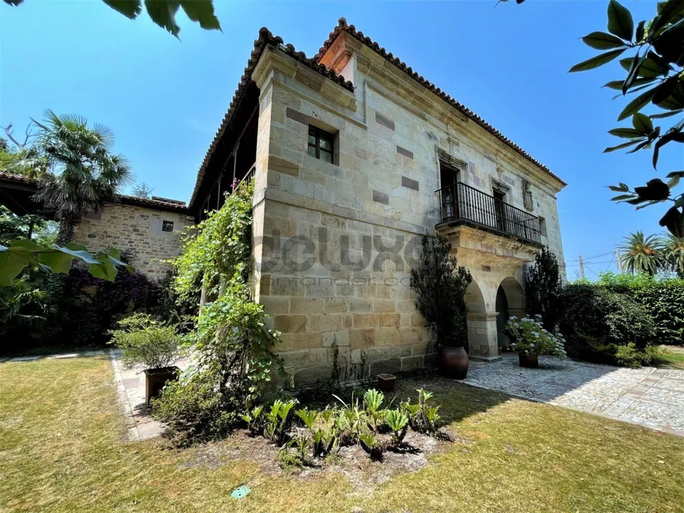 CASONA DE PIEDRA TOTALMENTE RESTAURADA