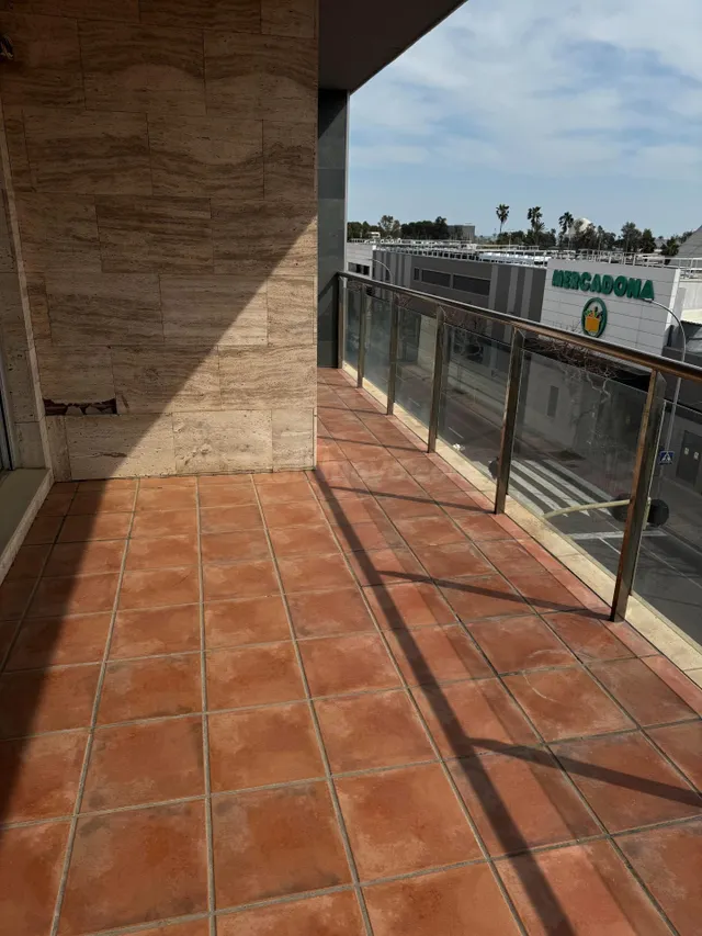 Amplio piso en El Grau de Castelló - Excelente ubicación y c - foto 3
