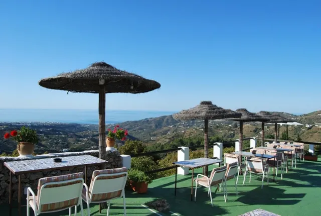 Magnifica villa con posibilidad de negocio en Frigiliana — 7