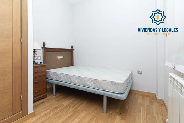 Ático a la venta en La Zubia ¡en rentabilidad! — 16