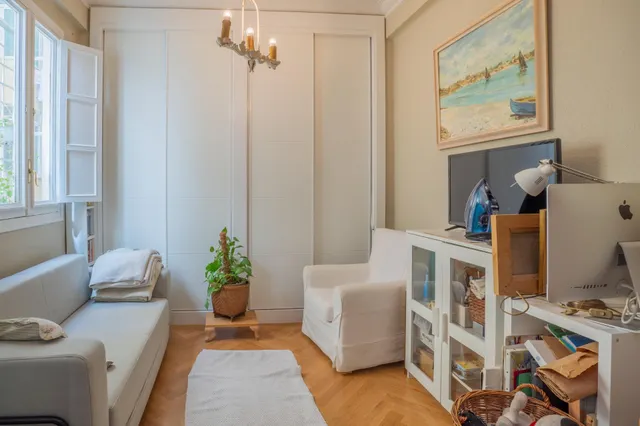 Piso exterior en venta en Goya — 6