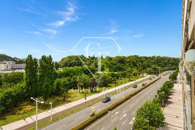 Dos terrazas y vistas abiertas al Urumea — 28