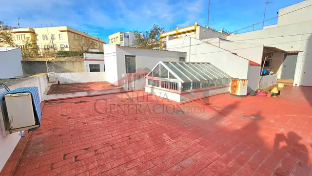 Casa con azotea. — 30