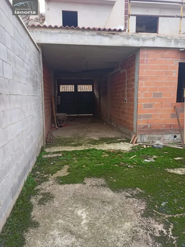 Grupo la Noria Vende adosado en Santa Ana. Construcción pendiente de finalización. — 12