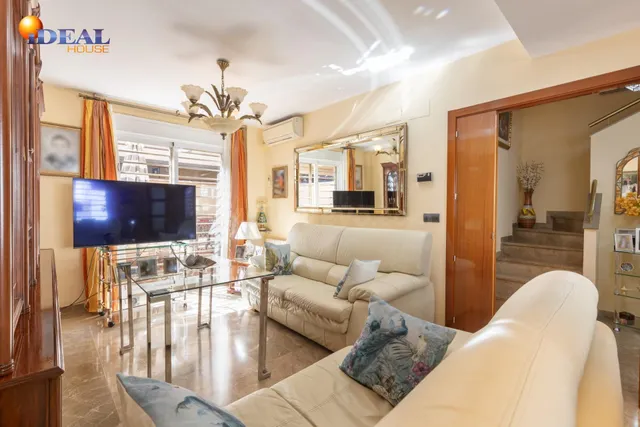 ¡EXCLUSIVA VIVIENDA UNIFAMILIAR CON PATIO PRIVADO EN ARMILLA - foto 3