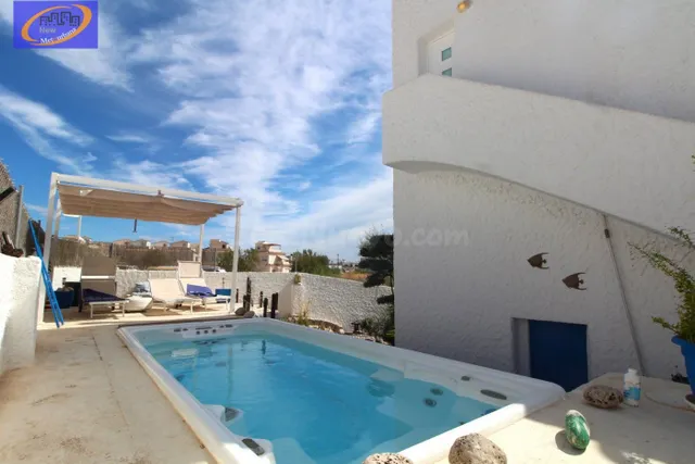 ¡IMPRESIONANTE CHALET INDEPENDIENTE CON PISCINA, JACUZZI, SA - foto 2