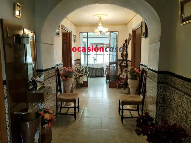 SE VENDE CASA PROXIMA AL CENTRO