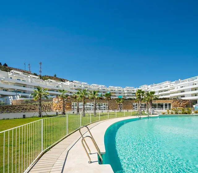 EXCLUSIVO ATICO EN SERENA HOMES, EL LIMONAR, MÁLAGA — 42