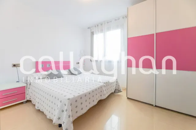 Esquinero adosado en Calle Llarg, Playa Casablanca — 24