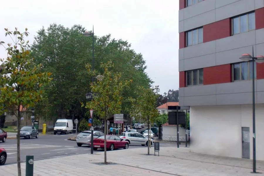 BAJO COMERCIAL NUEVA construcción EN VENTA O ALQUILER. CENTRO CAMBRE