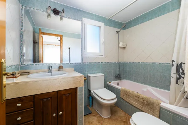 SE VENDE PAREADO EN MARRATXI — 27