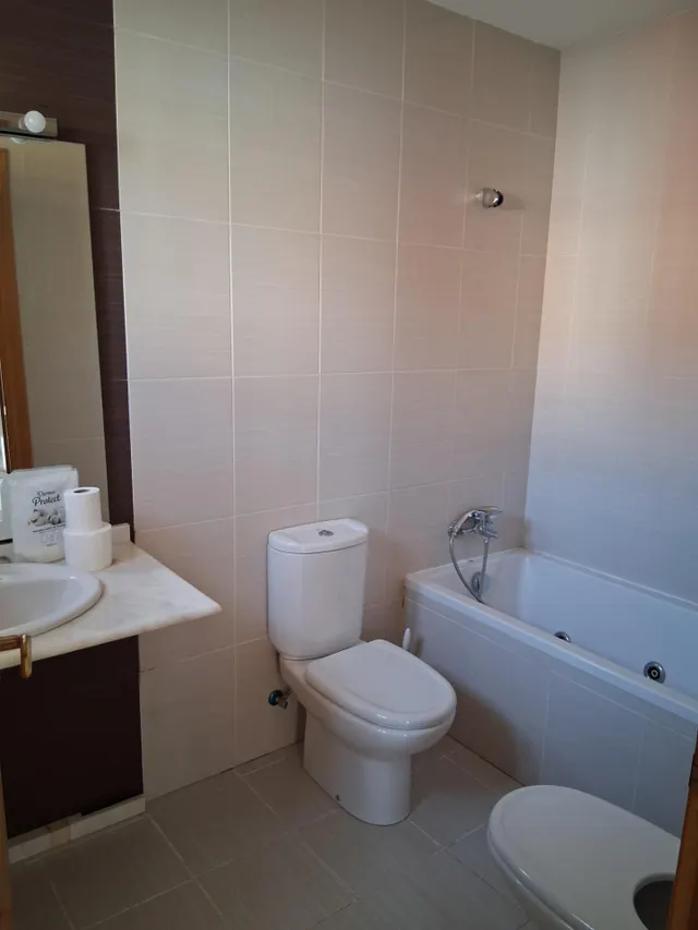 SE VENDE MAGNIFICO ADOSADO EN LA FELIPA — 18