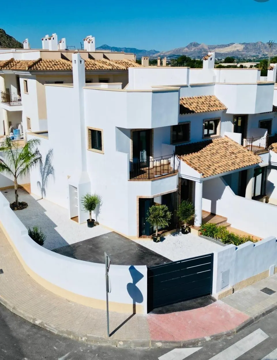 Nuevos bungalows y adosados en Cox, Alicante