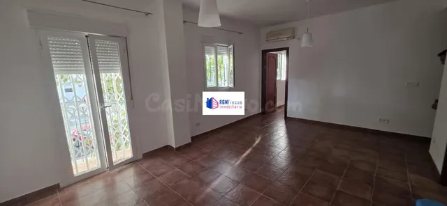 Piso 3 habitaciones 84m² en alquiler - Reina Mercedes - Heli