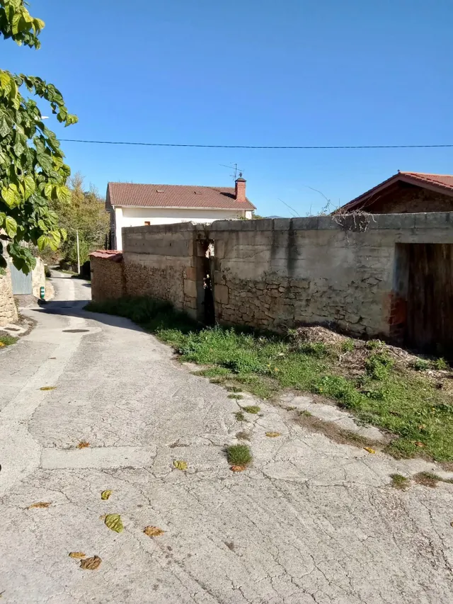 Casa de piedra con encanto y gran potencial turístico en san martín de las ollas — 10