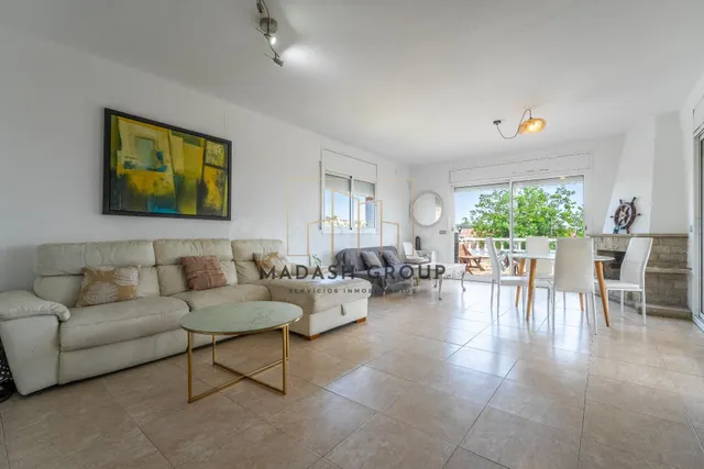 Exclusiva villa con vistas al mar, piscina privada y licenci - foto 5