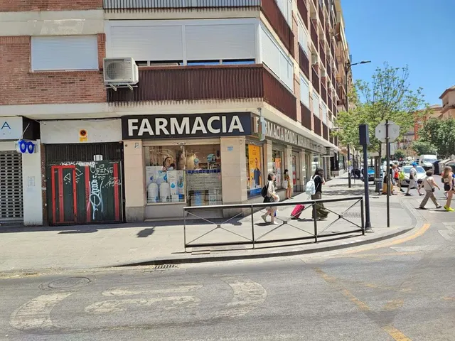 Plaza de aparcamiento en venta en Camino de Ronda — 17