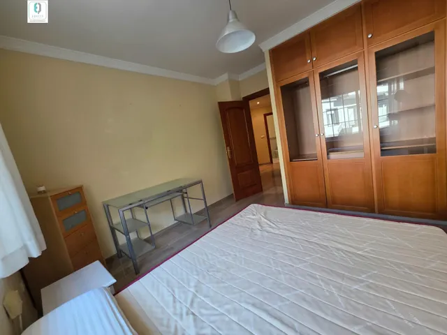 Gran piso de 3 dormitorios y 2 baños en la mejor ubicación — 21