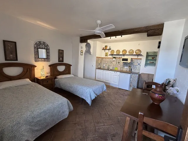 Hostal 6 habitaciones 200m² en venta - South of spain — 12