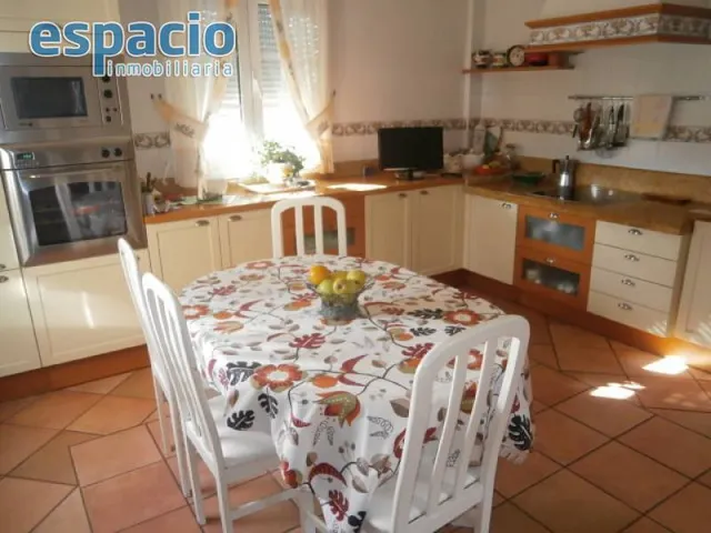 VENTA CHALET EN CARRACEDELO — 7