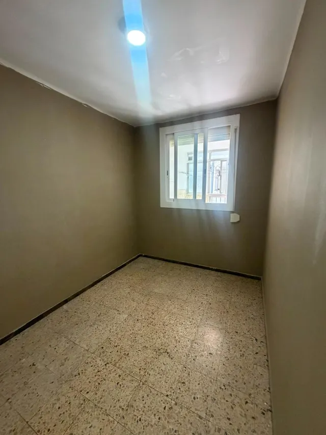 PISO DE ALQUILER ZONA PERAMÁS — 17