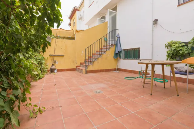 Bonita Casa en Cúllar Vega — 20