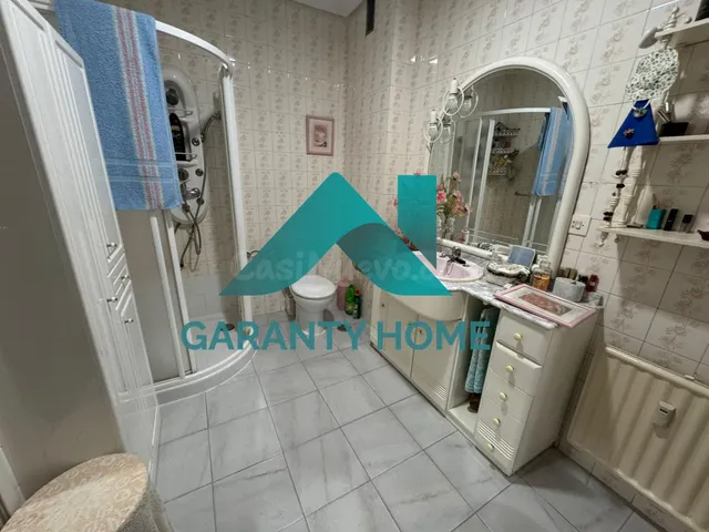¡PISO EN VENTA EN CÁNOVAS! AMPLIO Y CON GARAJE INCLUIDO ✨ — 4