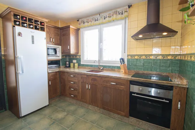 CHALET INDEPENDIENTE CON PISCINA — 36
