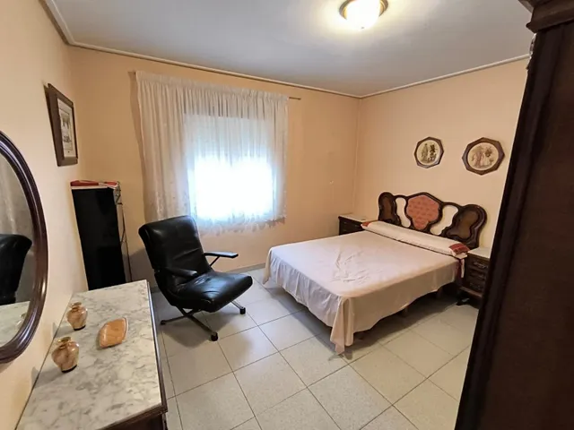 Villa 6 habitaciones 236m² en venta - Ayuntamiento — 18