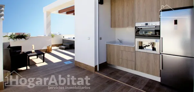 ESPECTACULAR CHALET CON JARDÍN, PISCINA Y GARAJE — 6