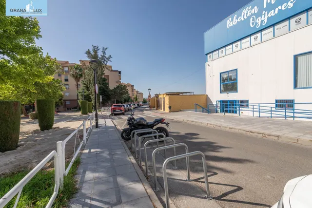 Encantadora Casa Reformada en Ogijares con Vistas y Espacios para Disfrutar — 48