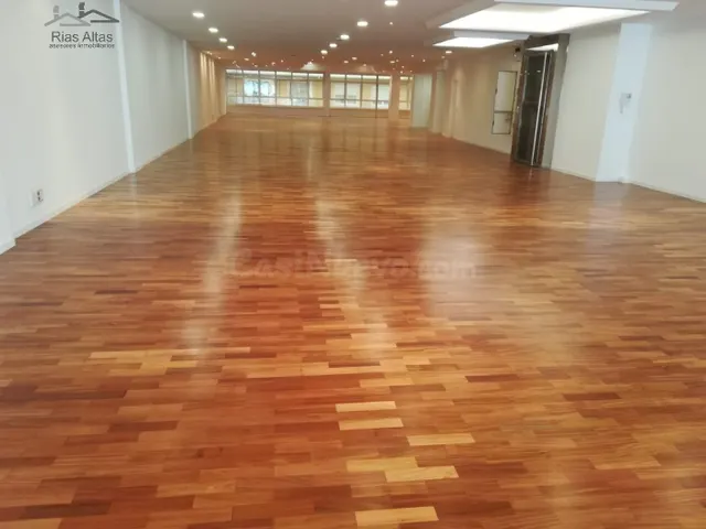 OFICINAS EN EL CENTRO!!! OPORTUNIDAD!!! - foto 4