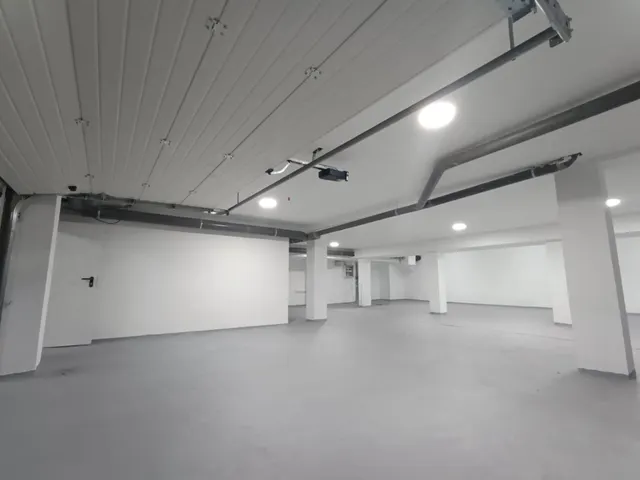 ESPECTACULAR LOCAL COMERCIAL EN CALLE SAN FERNANDO — 16