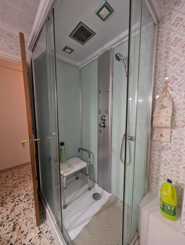 4 DORMITORIOS ,,, PISO ,, CERCA DE LA UNIVERSIDAD — 21