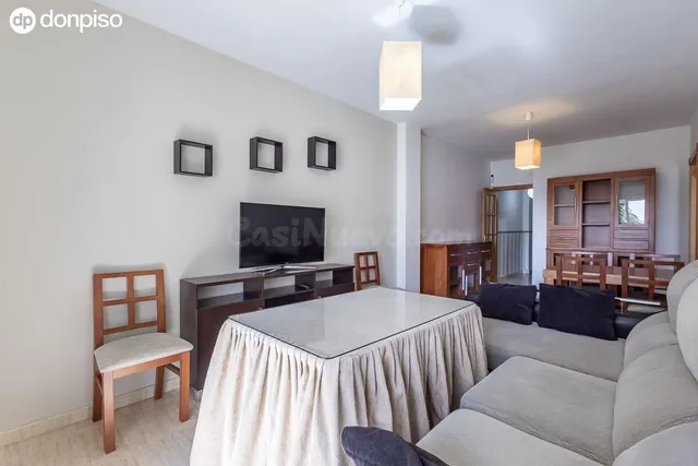 Piso en venta en Santa Fe con garaje y terraza. - foto 3