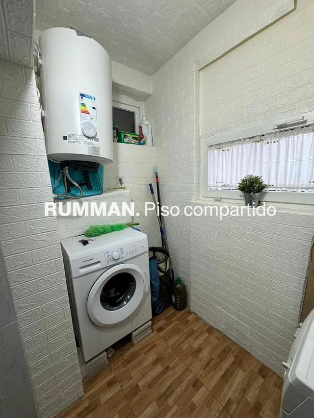 EST/ERAS/TRAB/ Piso de CINCO dormitorios en zona Campus de l - foto 5