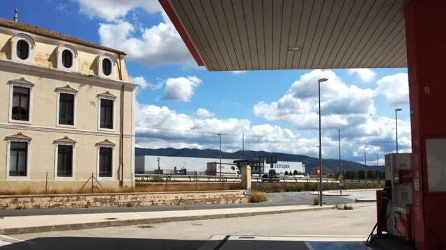 VENTA DE RESTAURANTE EN AUTOVIA ALICANTE-MADRID — 9