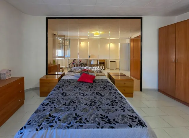 PISO LUMINOSO JUNTO A PLAZA EUROPA – 3 habitaciones — 20