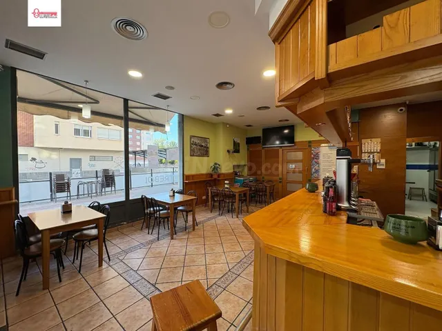 Se vende Bar Restaurante completamente acondicionado y en fu - foto 5