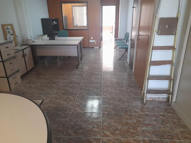 OPORTUNIDAD ESPECTACULAR LOCAL DE OFICINAS EN LA ZONA MAS CENTRICA DE MORA D´EBRE — 24