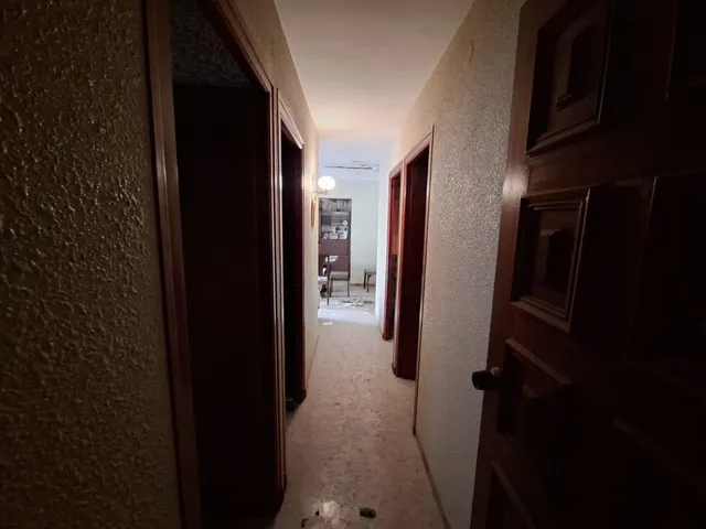 OPORTUNIDAD – CASA ESQUINERA PARA REFORMAR — 18