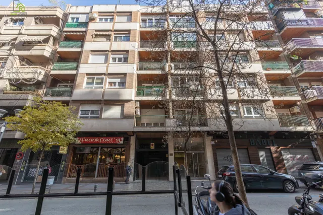 Piso en pleno centro de Granada — 49