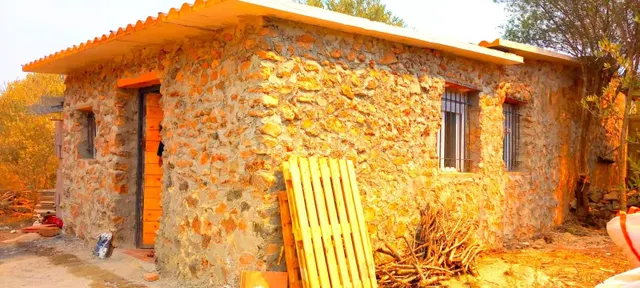 INCREIBLE TERRENO RÚSTICO CON PROYECTO DE VIVIENDA